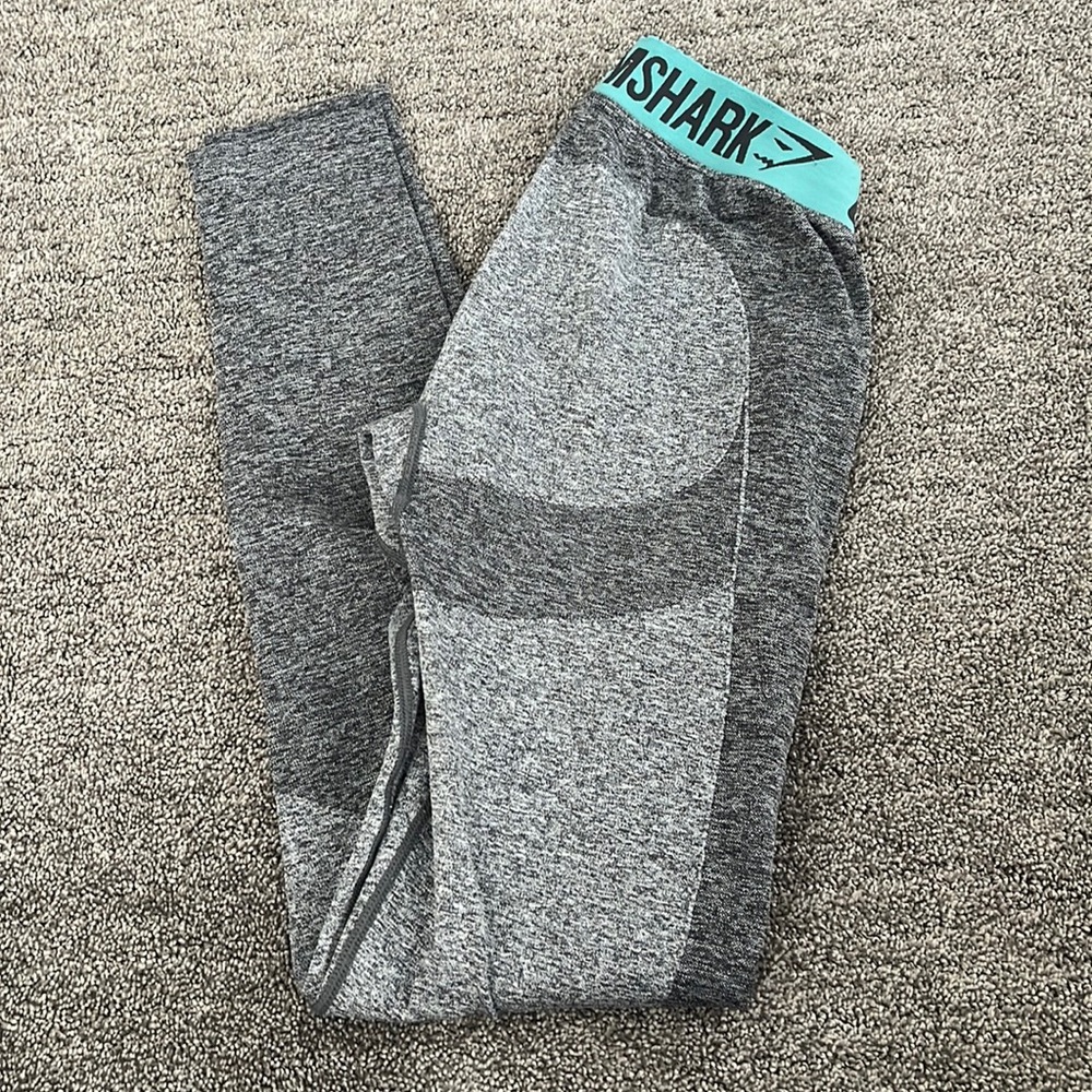 Gymshark Leggings Heathered Grey with Light Blue Band